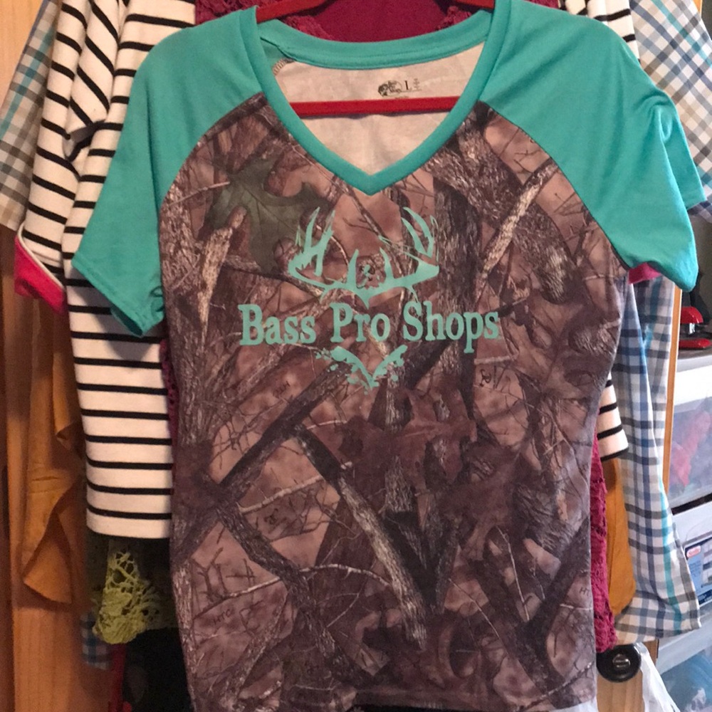 Bass pro shop top size large
